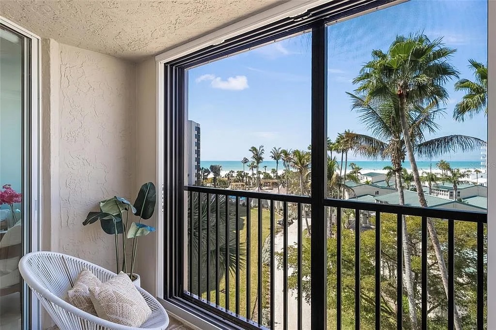 5880 Midnight Pass Rd #511, Siesta Key